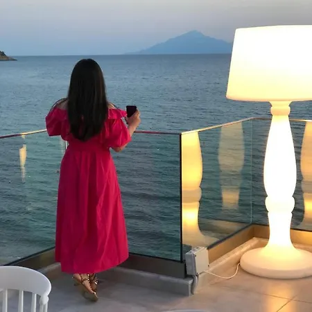 宾馆 Mr & Mrs K Bianco 波托什