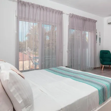 Mr & Mrs K Bianco 波托什