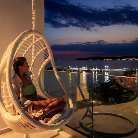 Mr & Mrs K Bianco 宾馆 *