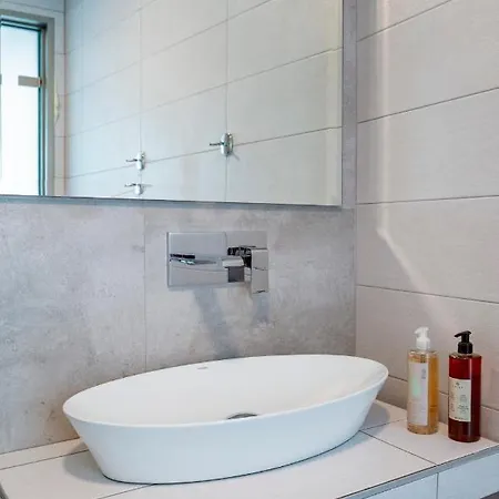 宾馆 Mr & Mrs K Bianco 波托什