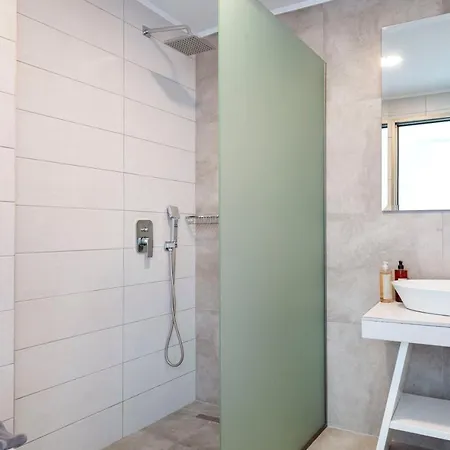 Mr & Mrs K Bianco Herberg *