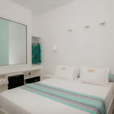 Mr & Mrs K Bianco Potos