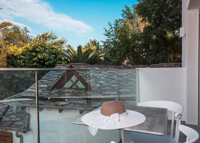 Mr & Mrs K Bianco Han